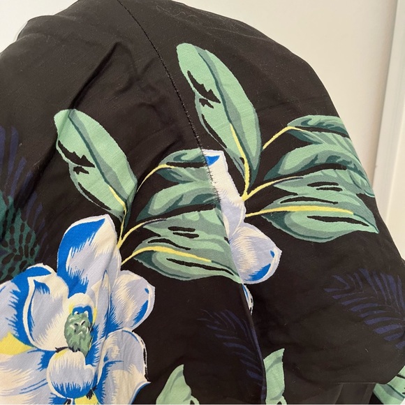 Banana Republic Pencil Skirt Floral Flower Size 0 Fits XS-S Black Green White - Picture 4 of 10